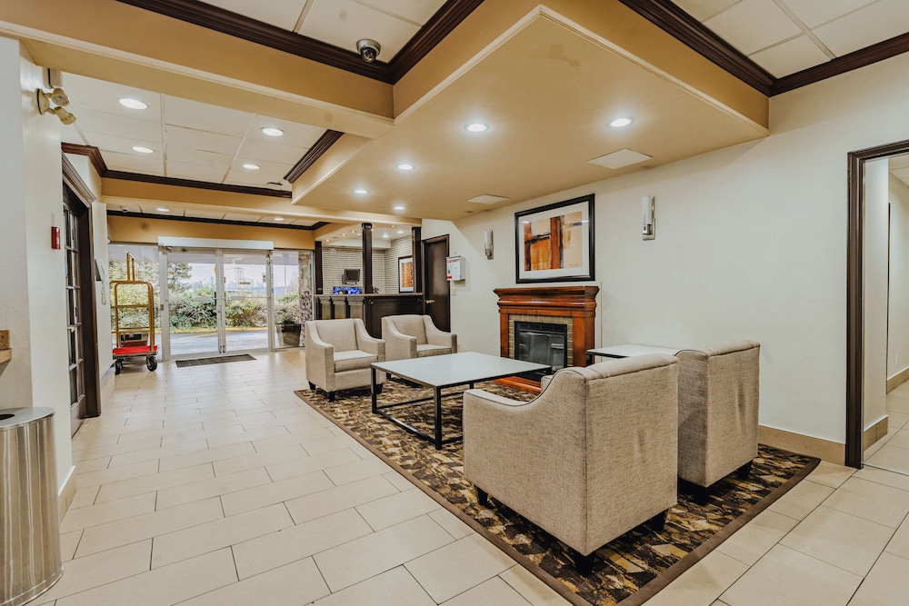 SureStay Plus by Best Western Coquitlam 6/50