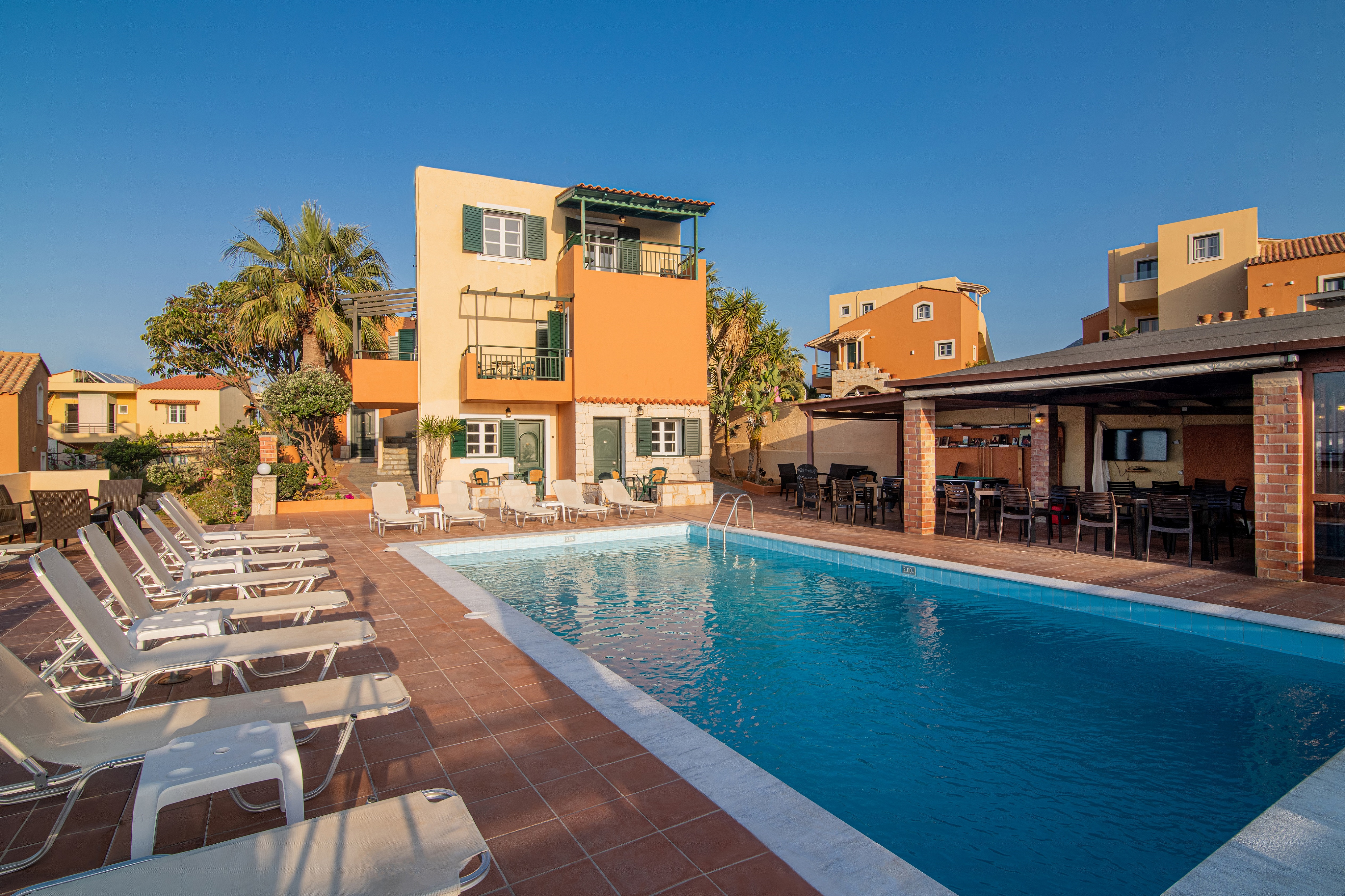 Golden Valentin Apartments 54/59