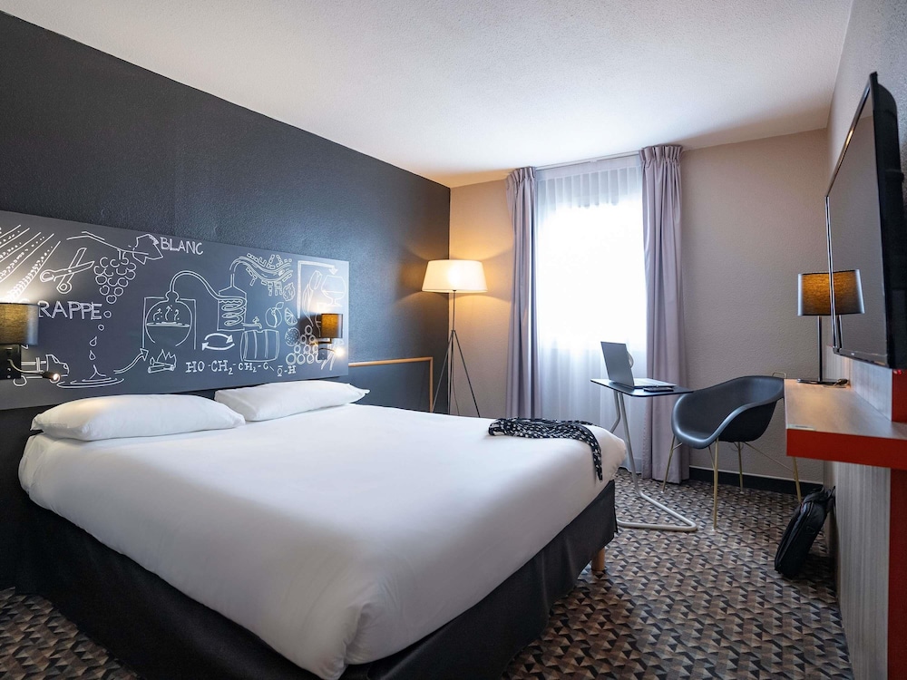 Ibis Styles Cognac 15/50