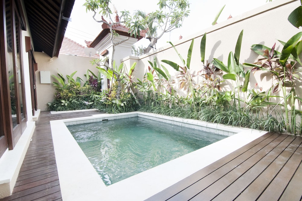 Villa Puspa 33/48