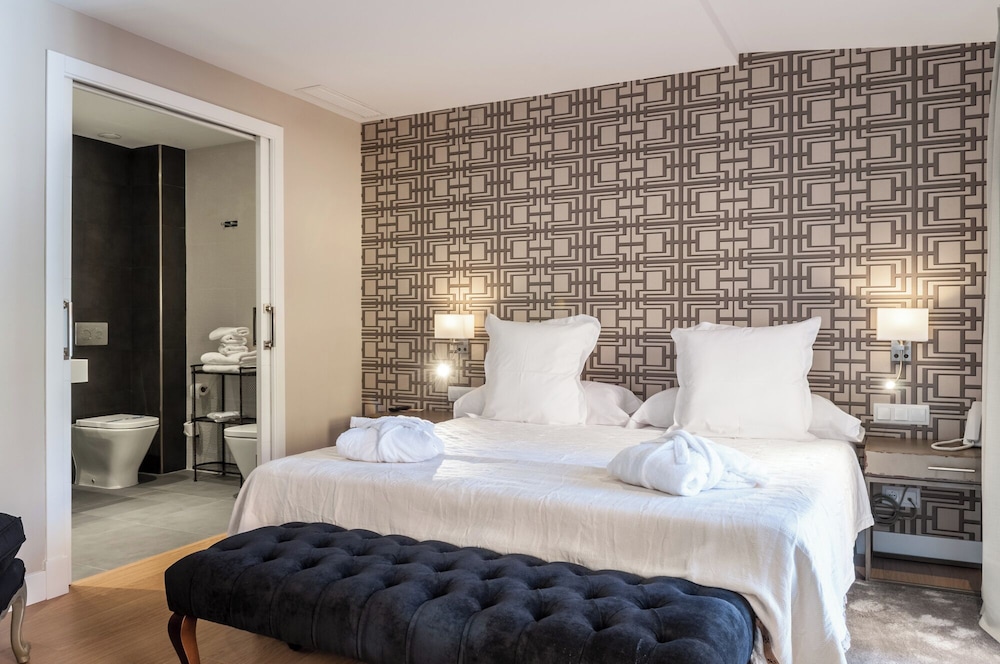 Suites Murillo Segovias 25/82