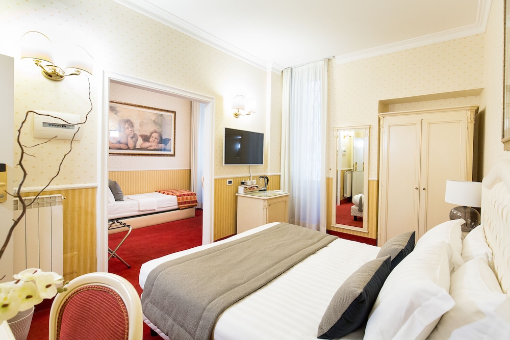 Hotel Capitolium Town House Suite 20/55