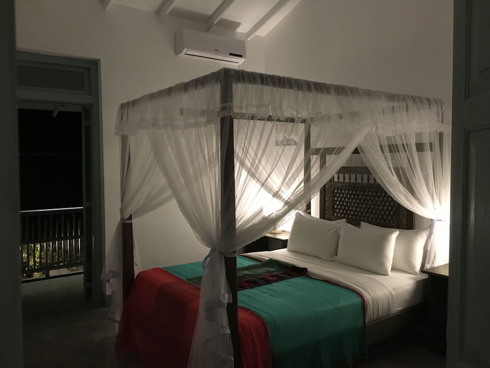 Khalids Guest House Galle 27/40