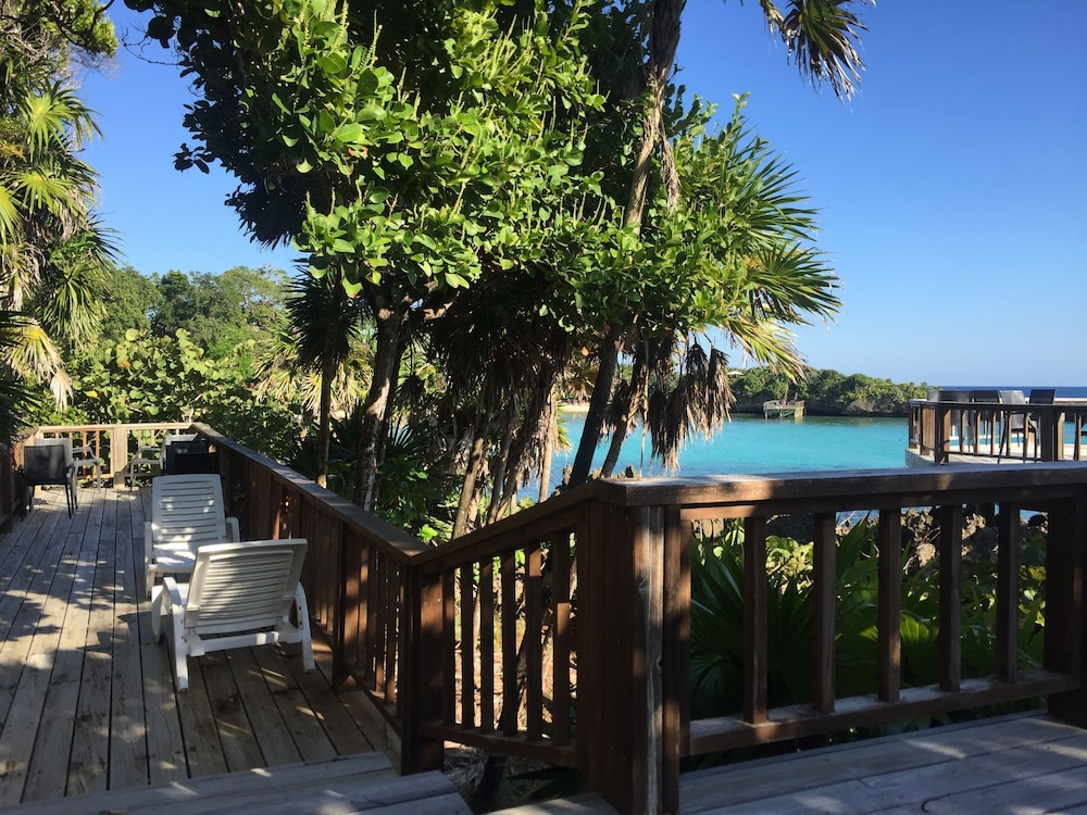 Roatan Media Luna By Melia 39/49