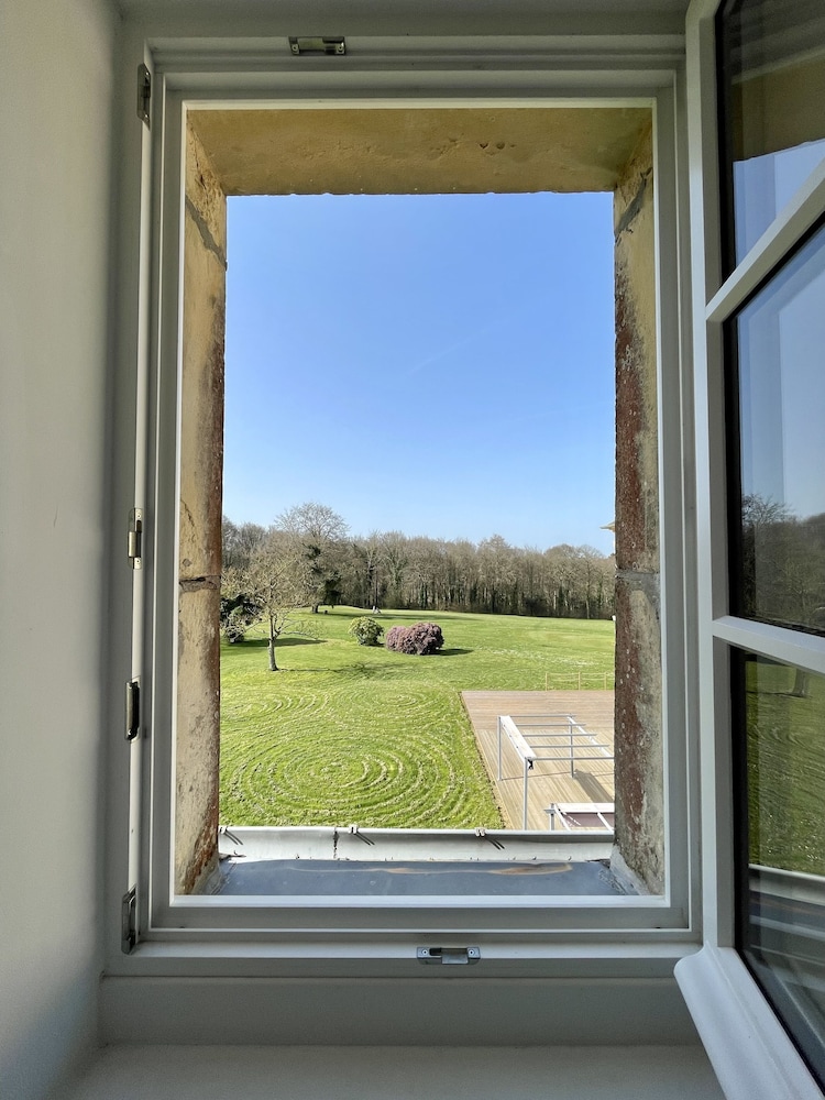 Chateau De Boisgelin 21/50