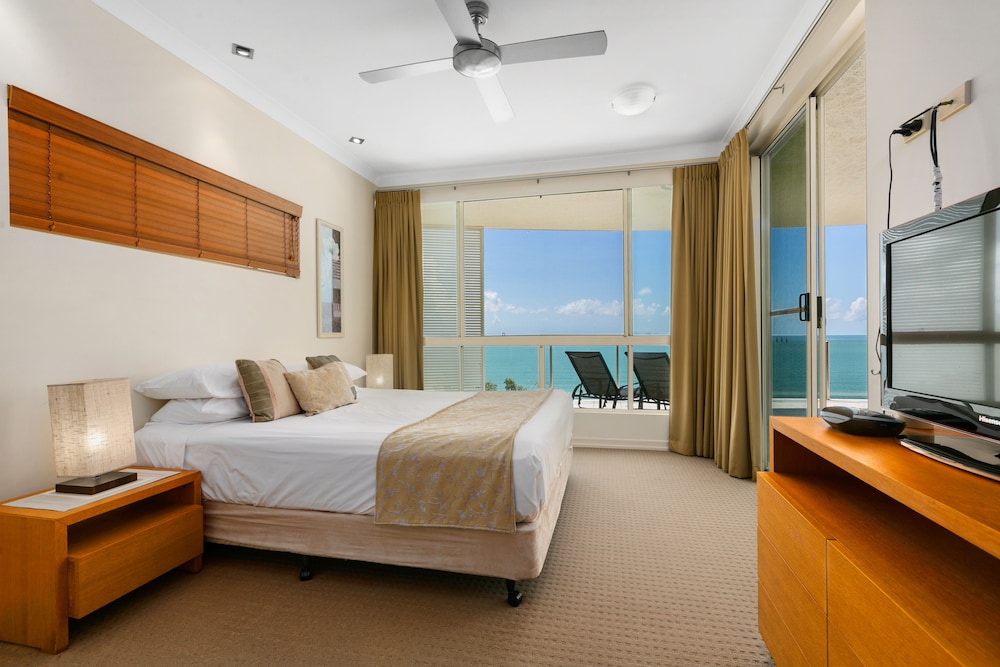 BELLEVUE AT TRINITY BEACH 23/65
