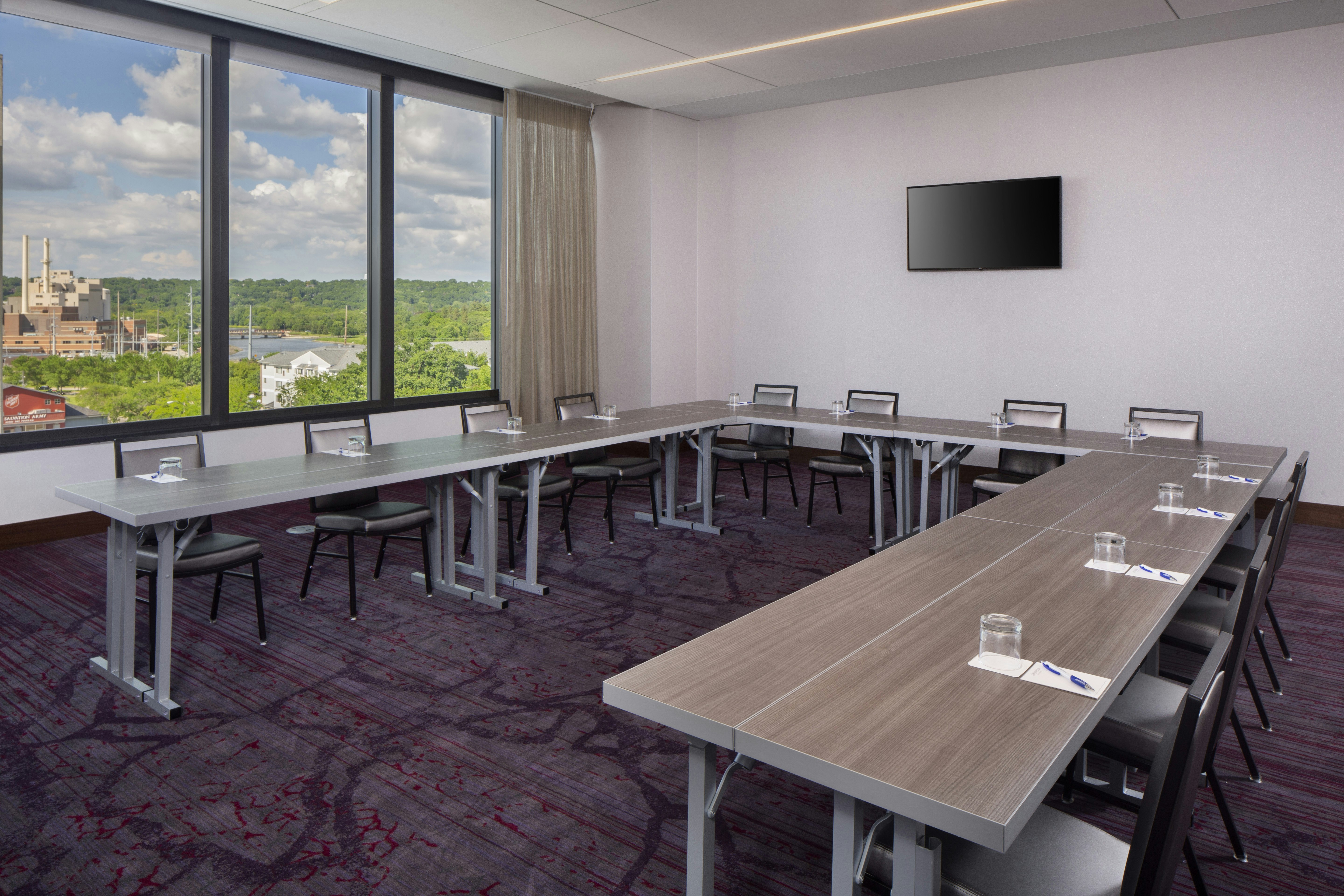 Hilton Rochester Mayo Clinic Area 47/49