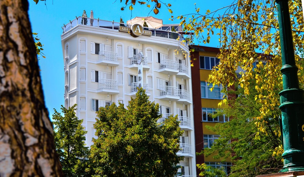 Ada Life Hotel 10/56