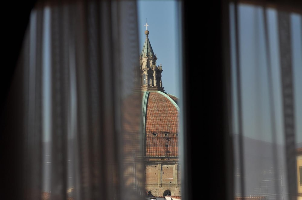 Hotel Patria Pistoia 25/50