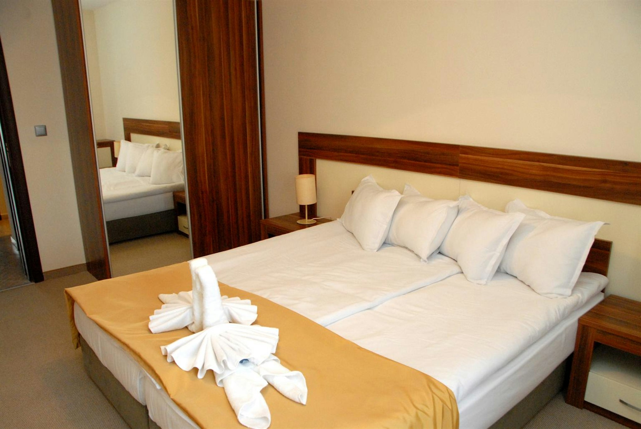 The Balkan Jewel Resort, Trademark Collection by Wyndham 2/11