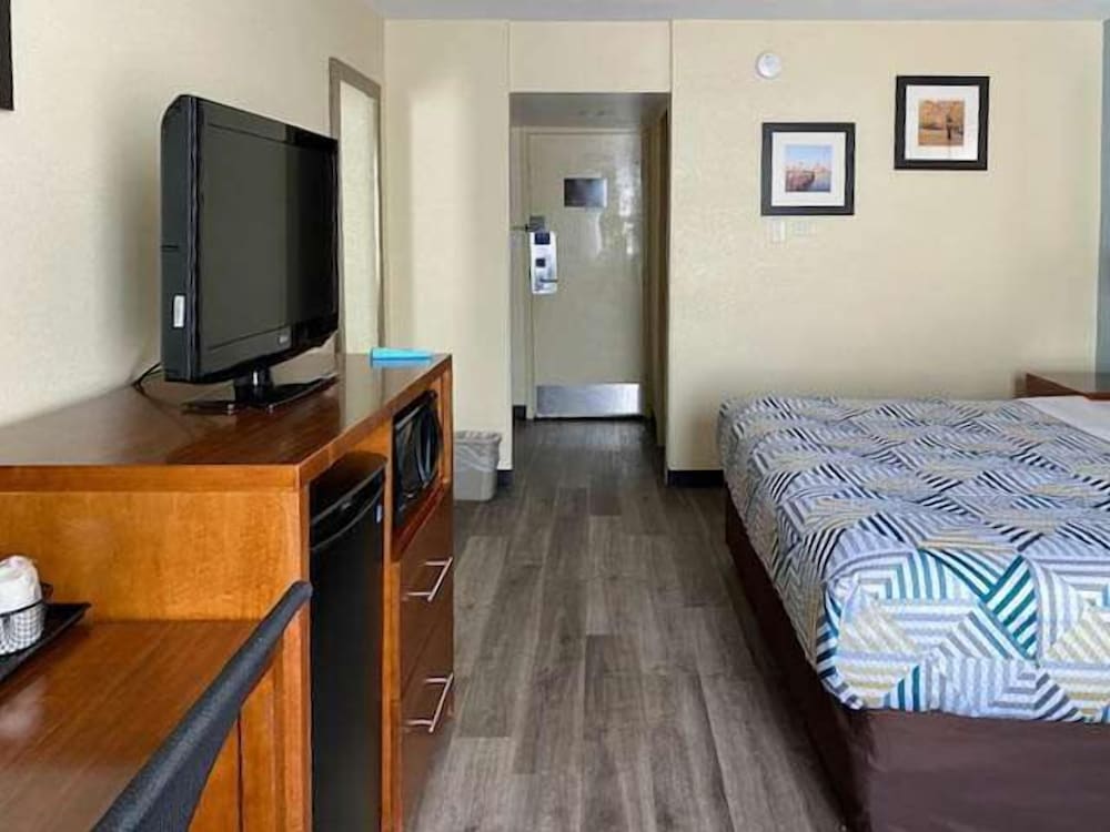 Studio6 Suites Catonsville, MD – Baltimore West 34/57
