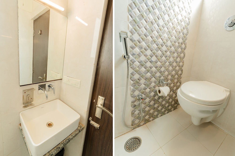 Fabhotel Signature Inn 48/50