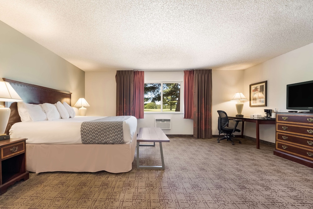 Surestay Hotel By Best Western Thomson 17/41