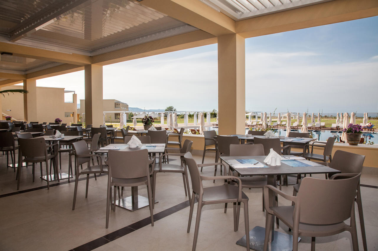 Ilion Beach Hotel 17/36