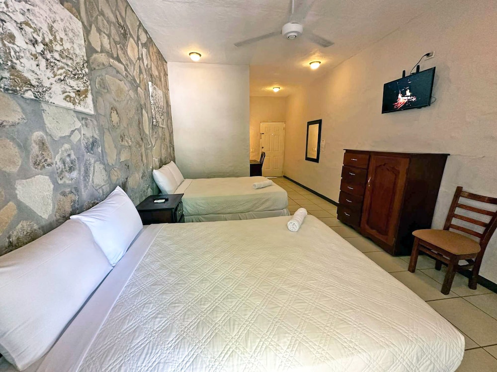 Surf Ranch Hotel & Resort 21/68