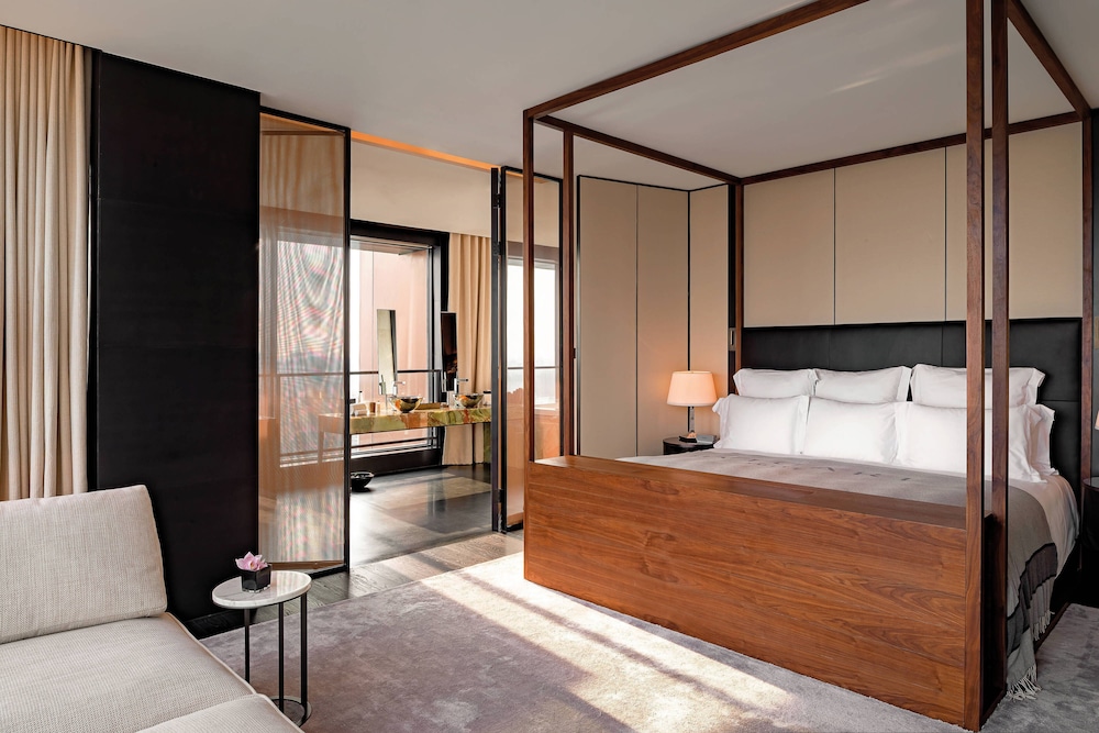 BULGARI HOTEL SHANGHAI 10/31