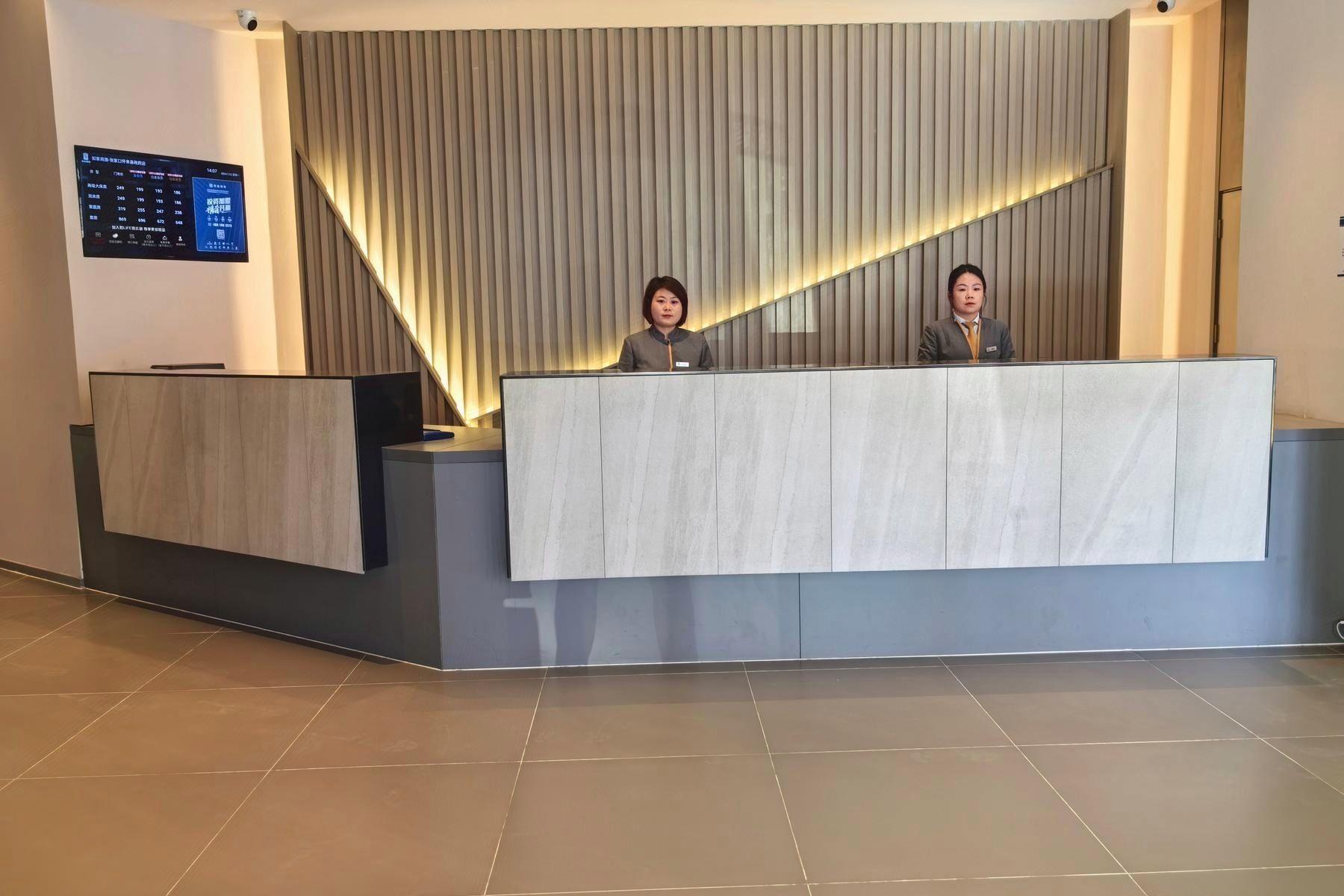 Homeinn Selected (Huailai County Government store) 10/32