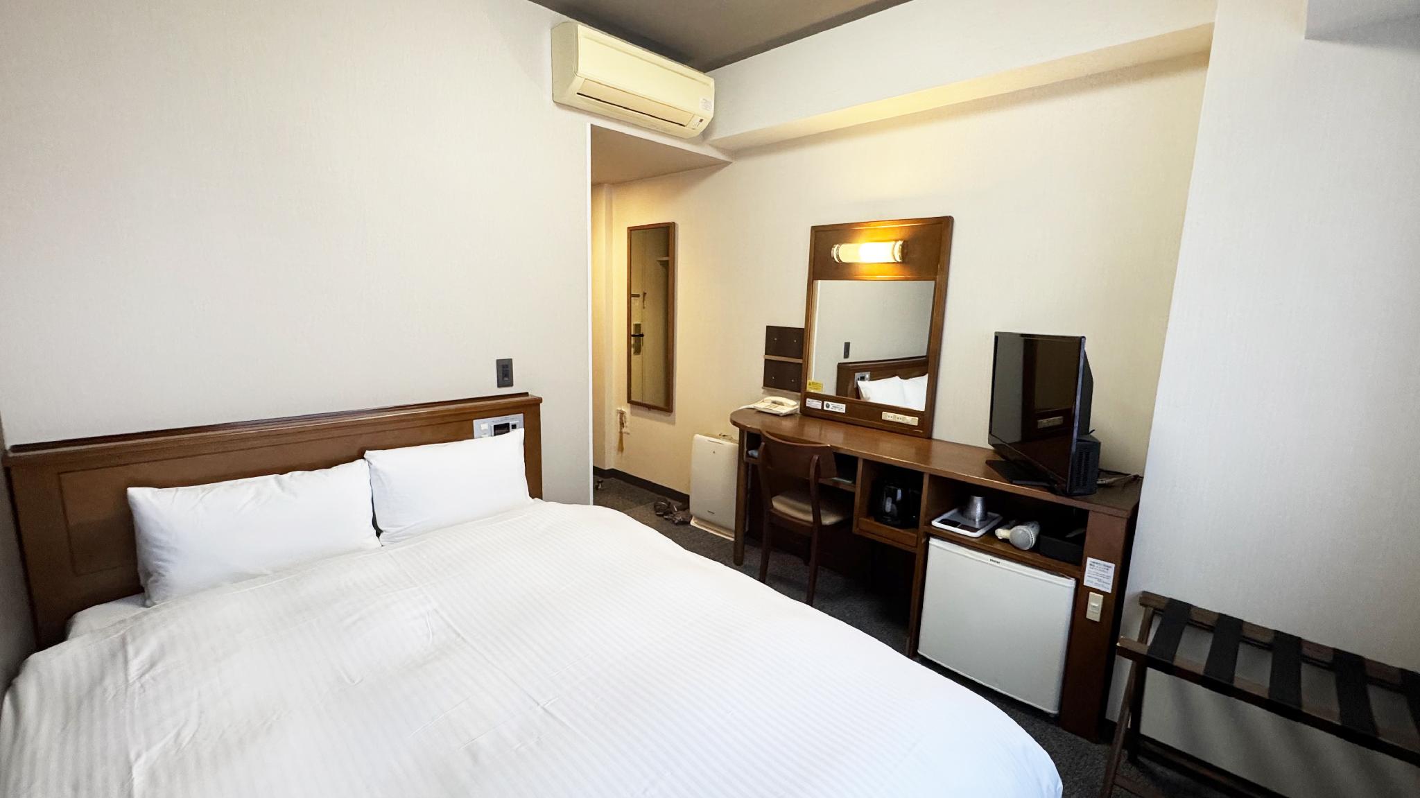 Semi Room, Single Bed, Semi Double Bed