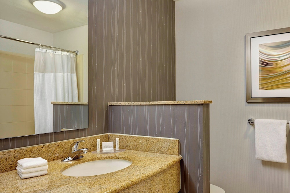 جناح بسرير كينج مع أريكة لذوي الإعاقة، Courtyard Fort Lauderdale SW Miramar 4/5