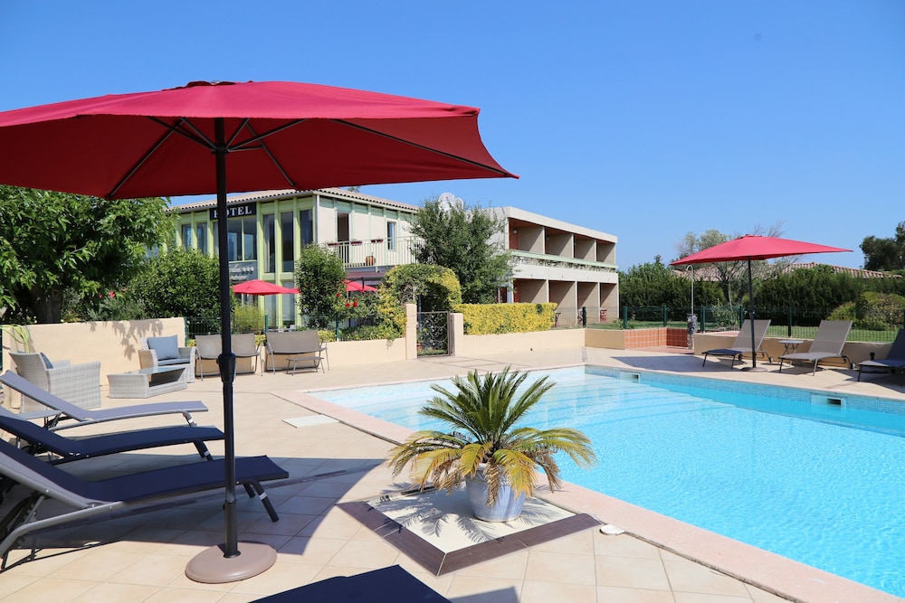 Hotel Les Jardins de La Madrague 56/65