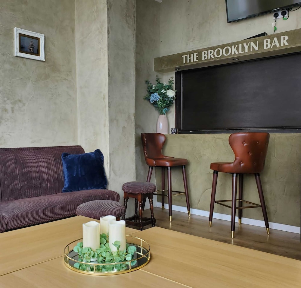 The Brooklyn 44/54