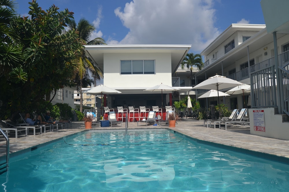 Royal Palms Resort And Spa A North Beach Village Resort Hotel 10/80