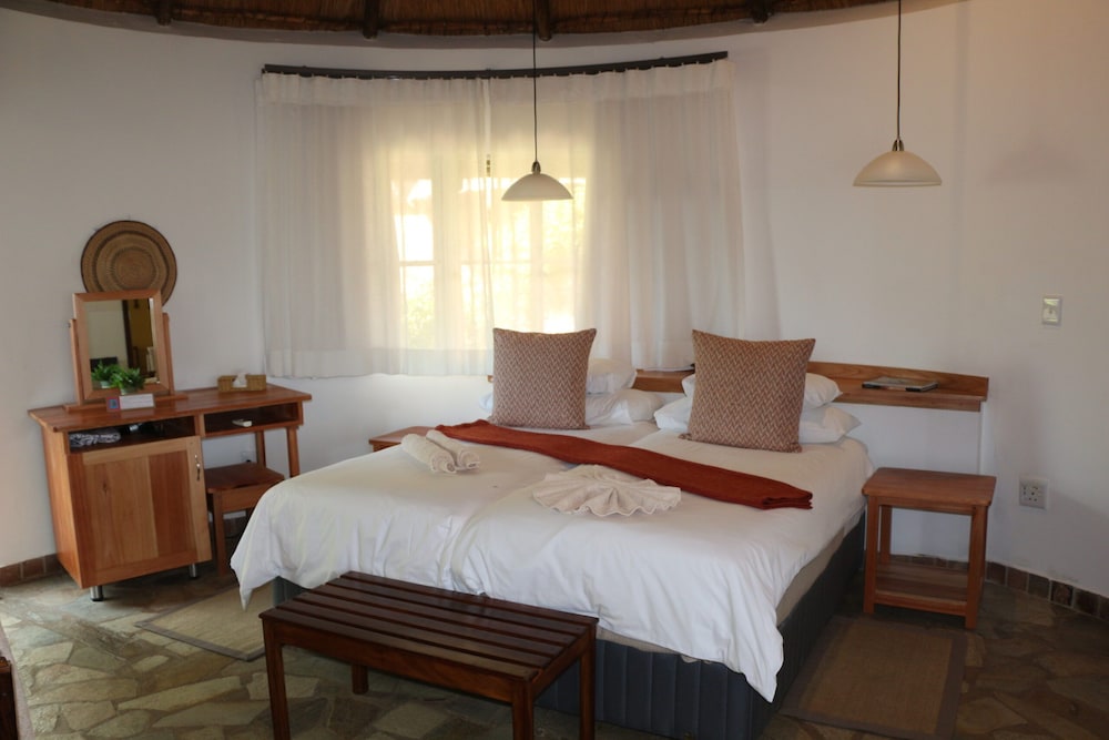 Mohlabetsi Safari Lodge 17/50