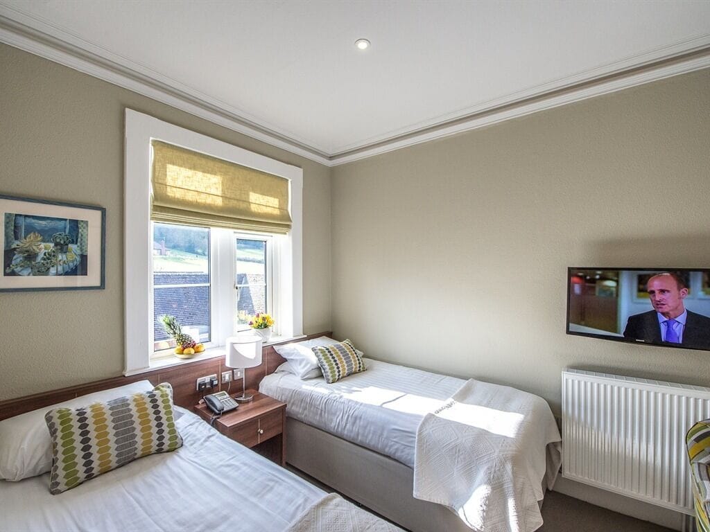 Standard, Twin Beds