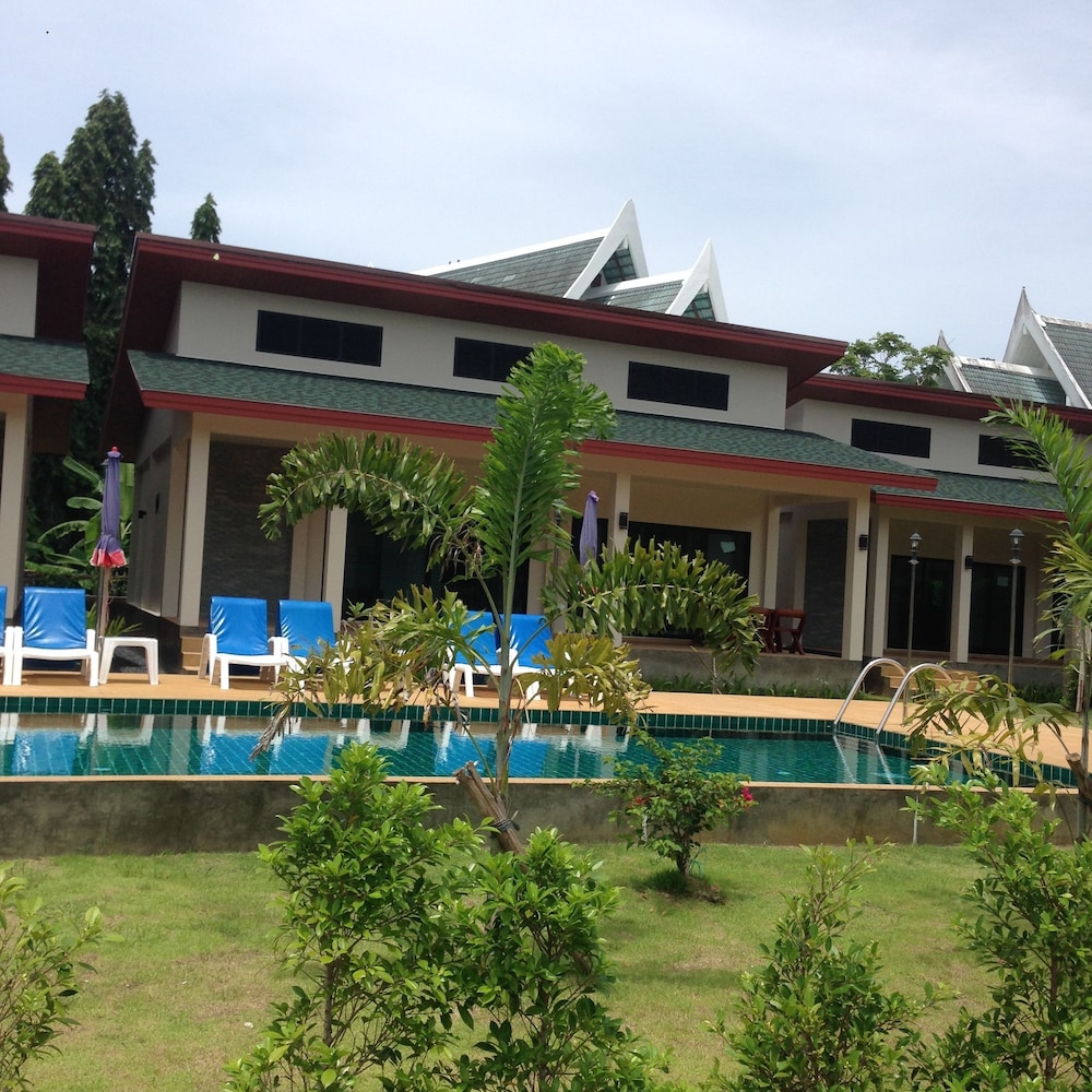 Naya Bungalow 9/65