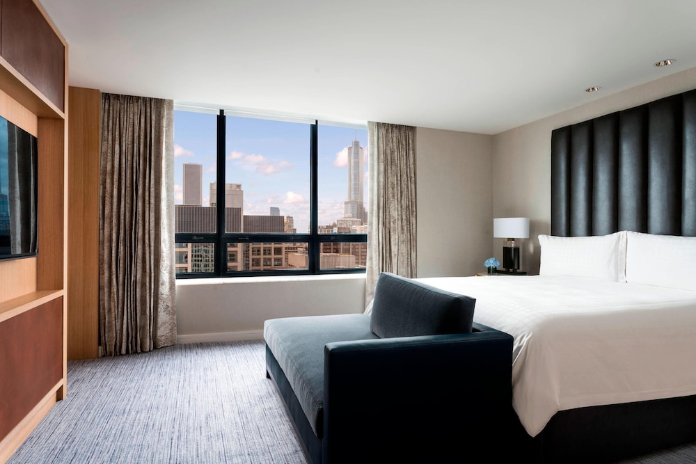 THE RITZ-CARLTON CHICAGO 9/42