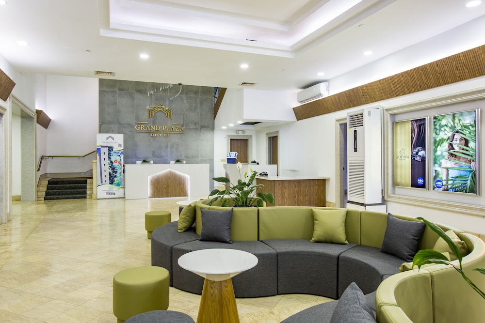 Grand Plaza Hotel 48/55
