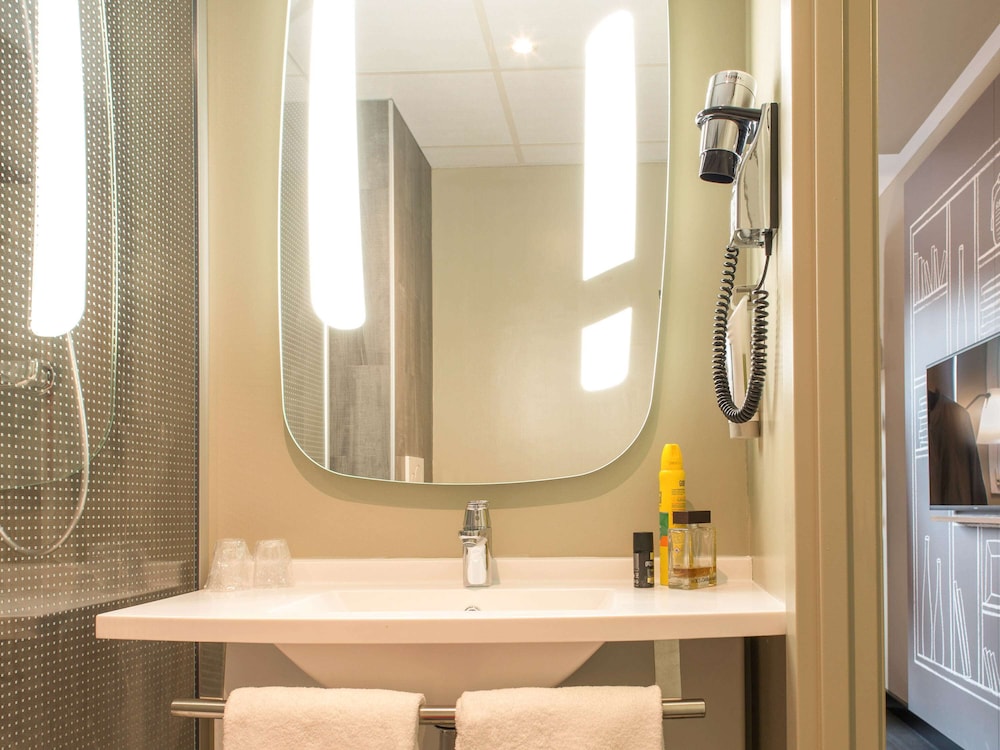 Ibis Madrid Fuenlabrada 66/68