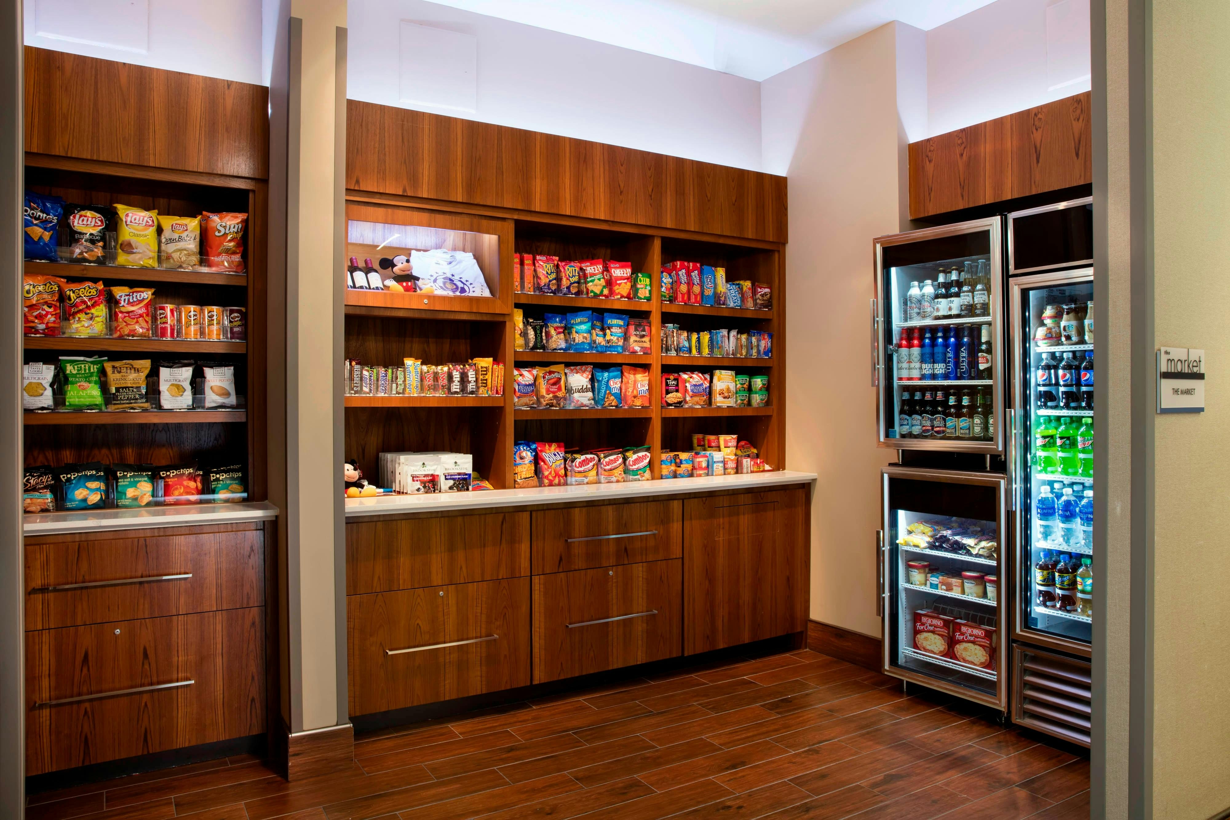 SpringHill Suites by Marriott Orlando at Flamingo Crossings Town Center/Western Entrance 2/14
