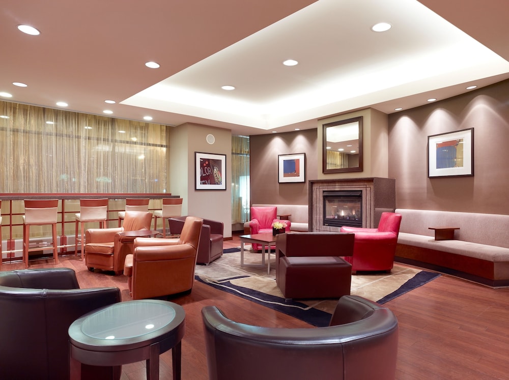 Central Loop Hotel 43/54