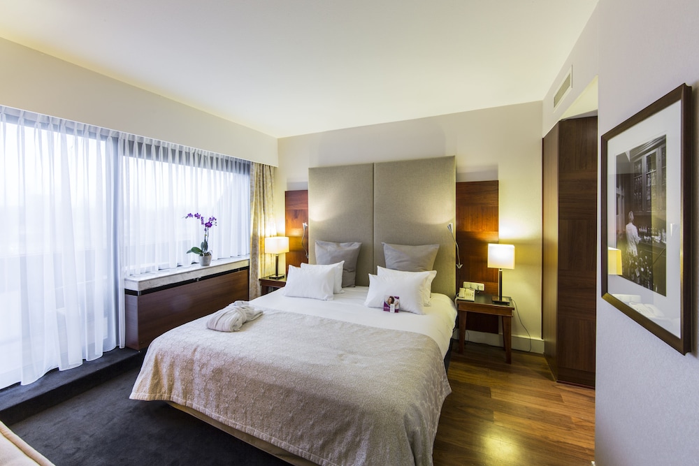 Crowne Plaza Maastricht 20/80