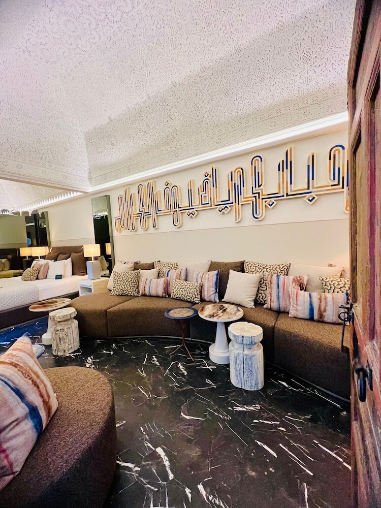 Riad Due 21/50