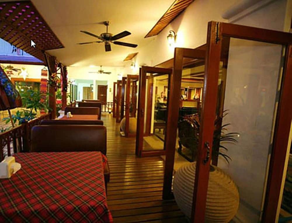 Top North Hotel Resort 8/49
