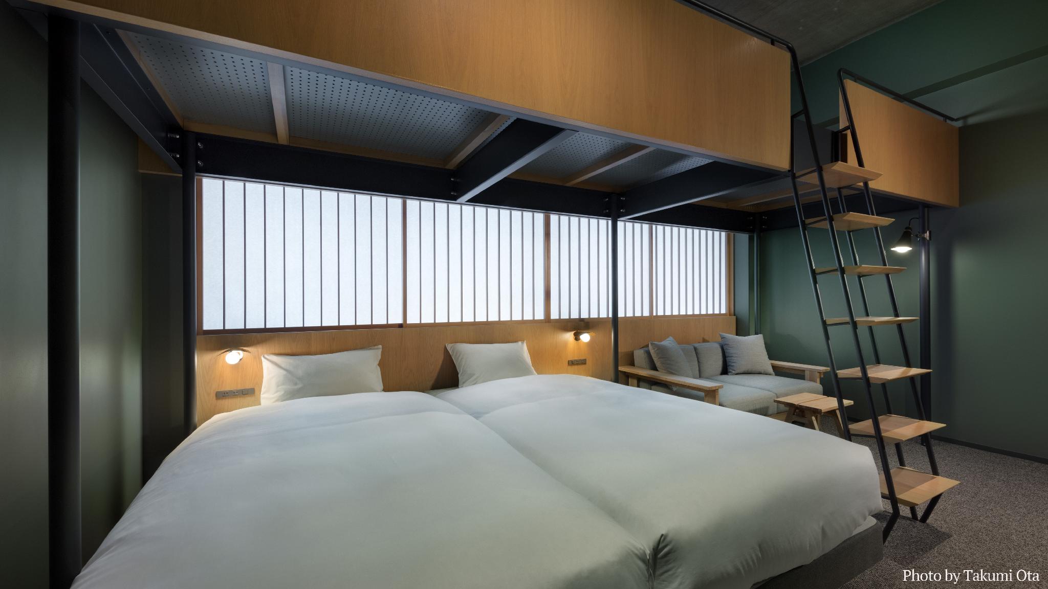 Japanese Western, Loft, Moderate, Quadruple