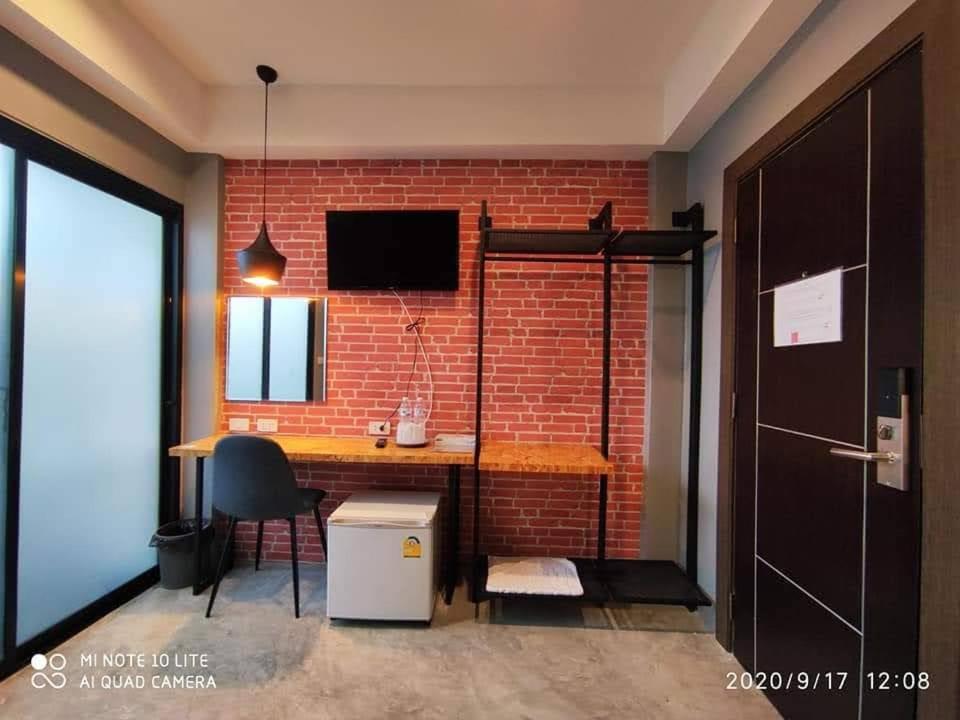 Modern Budget Hotel HatYai Thailand 5/46