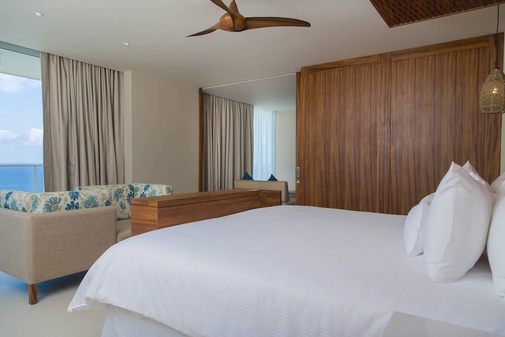 The Westin Cozumel 6/77