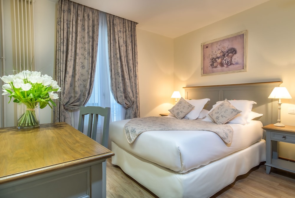 STANDARD, DOUBLE BED
