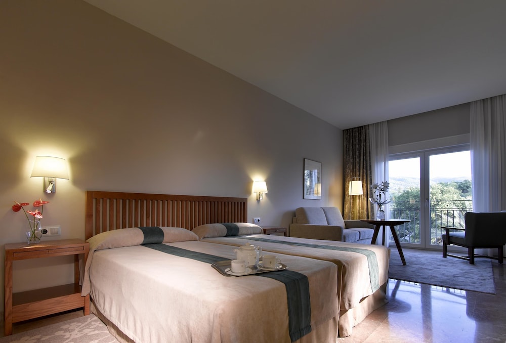 Parador de Cordoba Hotel 11/50