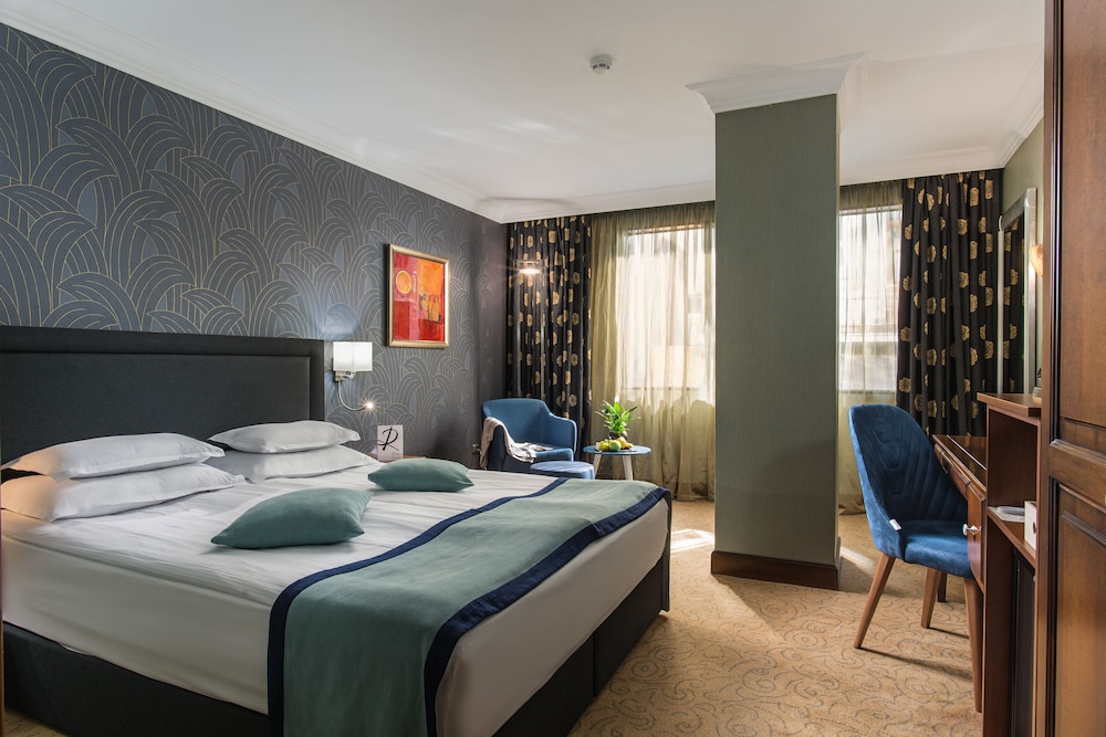 Rosslyn Thracia Hotel Sofia 17/64