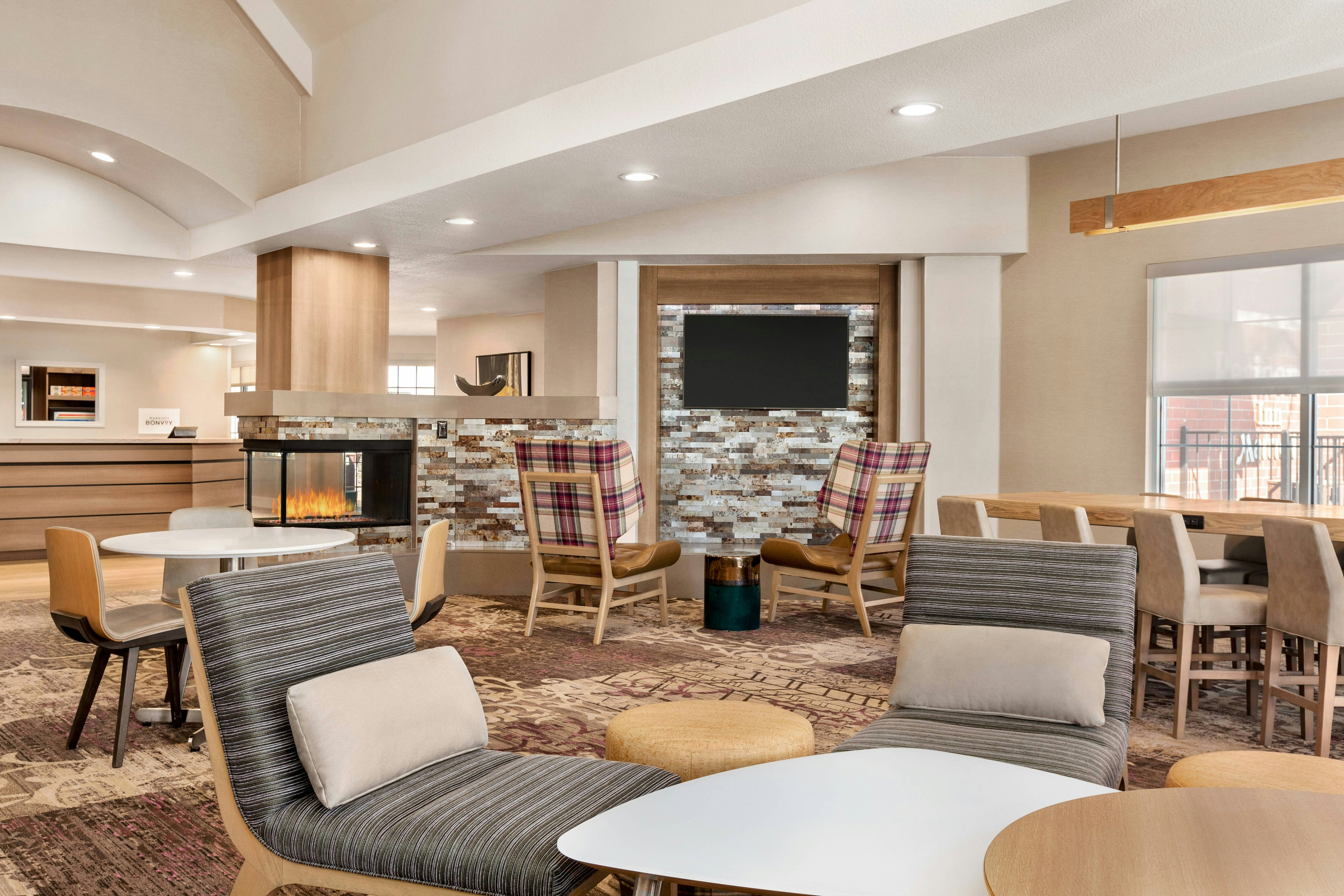 Residence Inn Roseville 28/36