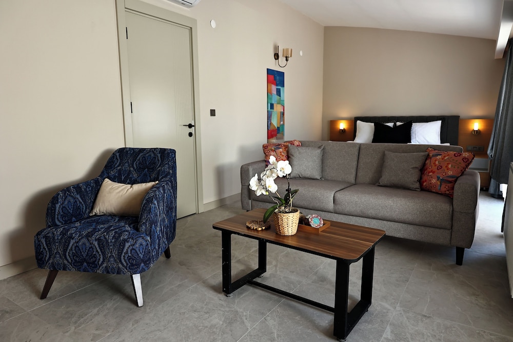 Livia Luxury Apart Hotel 35/50