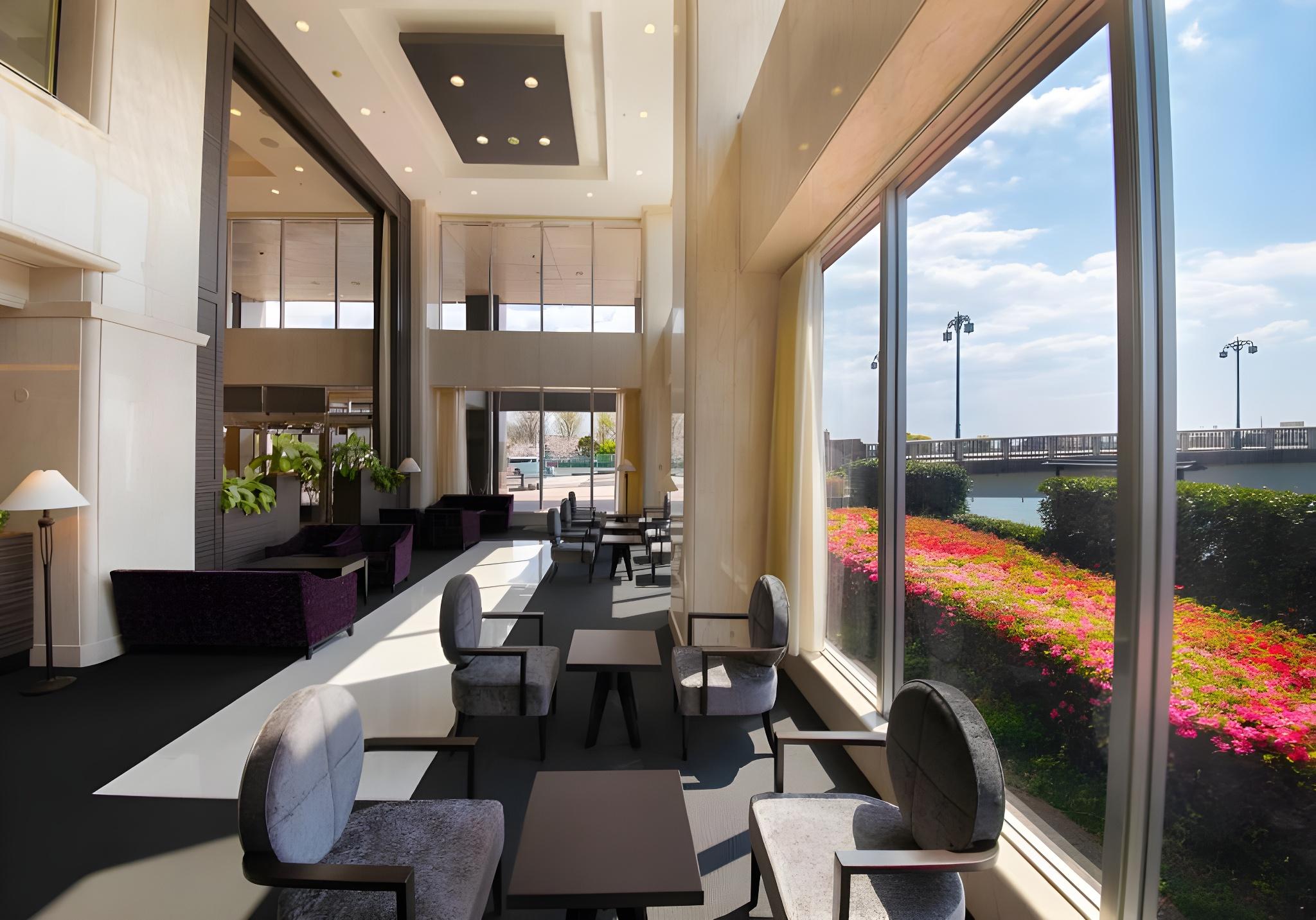En City Hotel Nobeoka (ex Hotel Merieges Nobeoka) 15/21