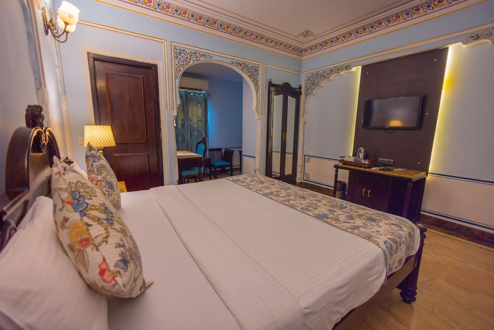 Welcomheritage Traditional Haveli 8/43