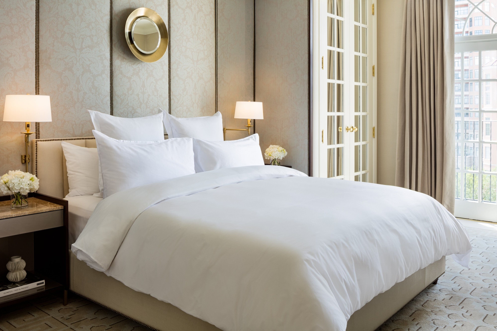 Rosewood, Suite, King Bed