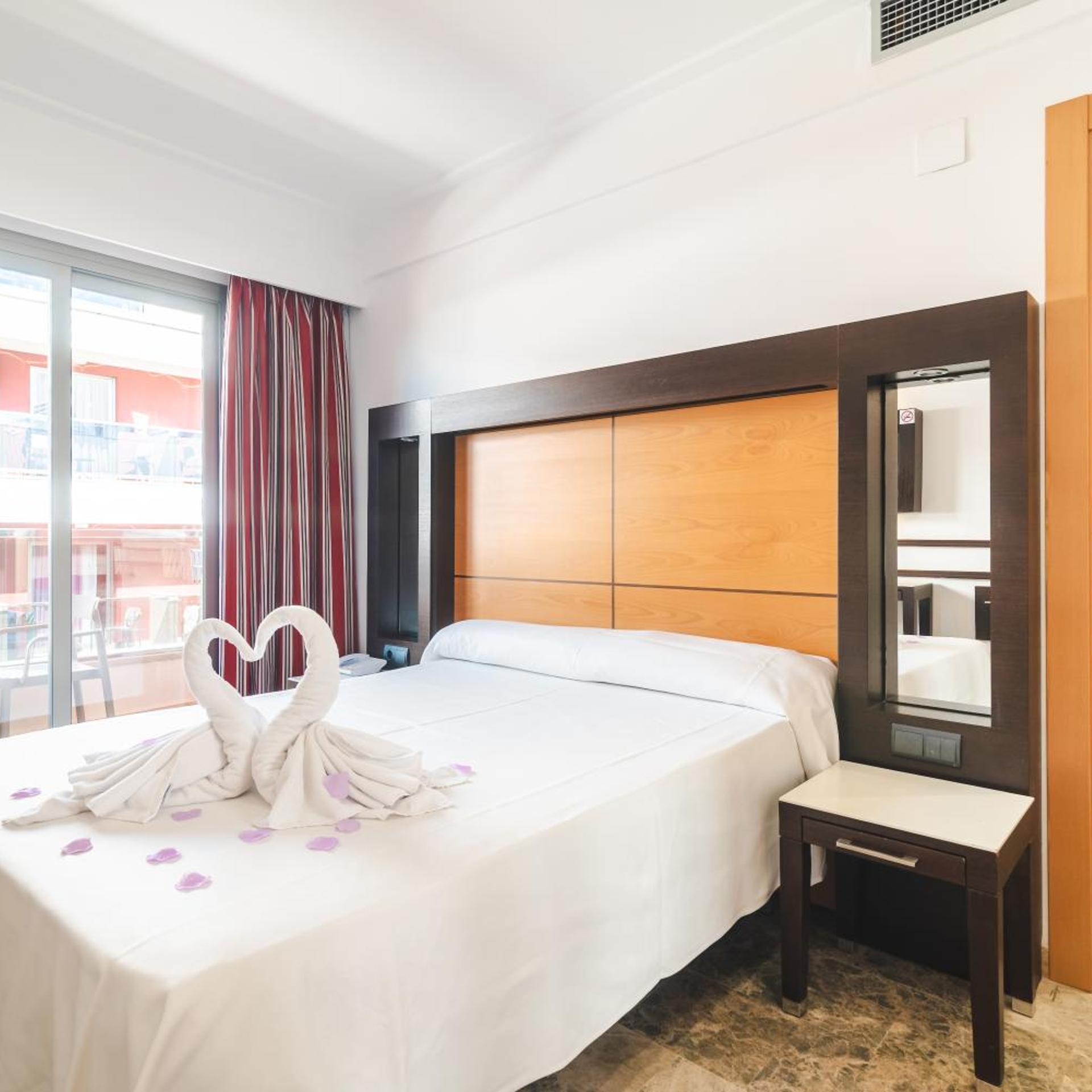 Room, Single