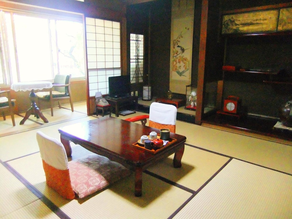 Sumiyoshi Ryokan 28/48